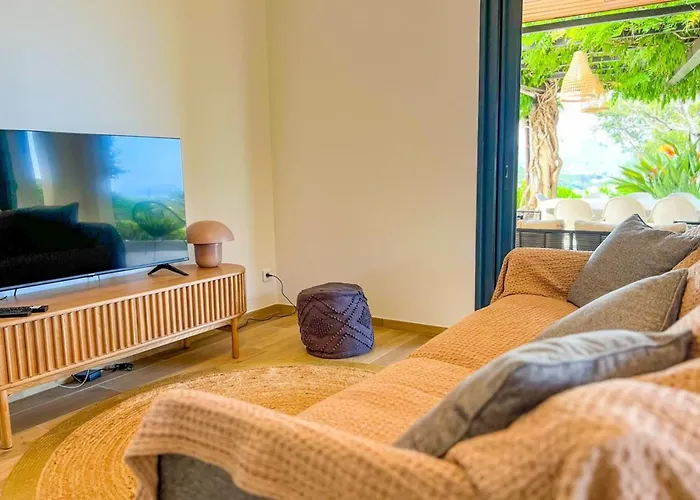 Marina - Exceptional Sea View Ruppione - By Tgb *